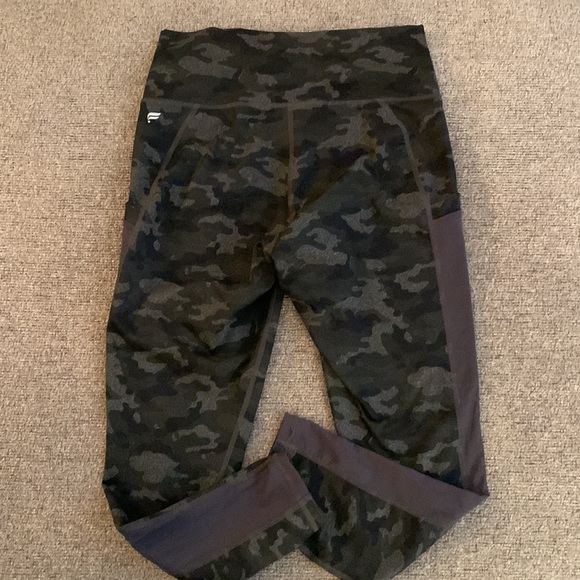 Fabletics Leggings - Picture 3 of 5
